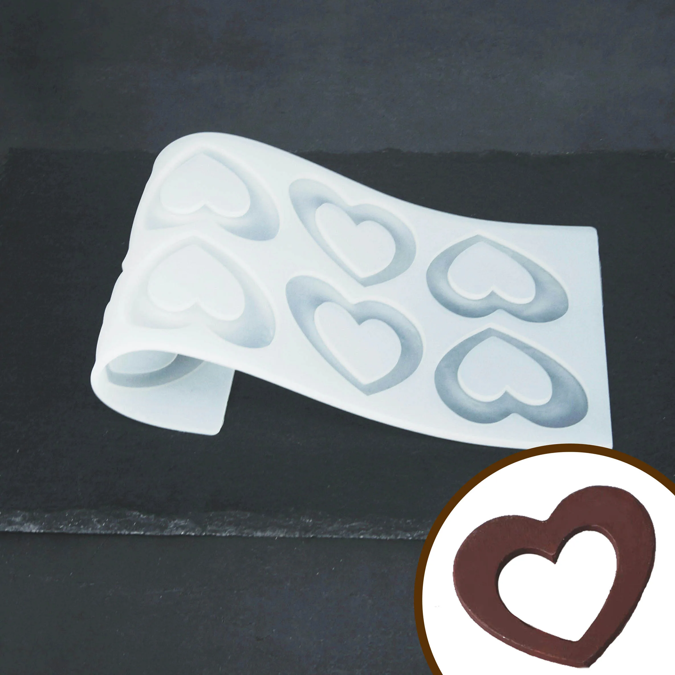 

Инструмент для украшения выпечки, в форме сердца