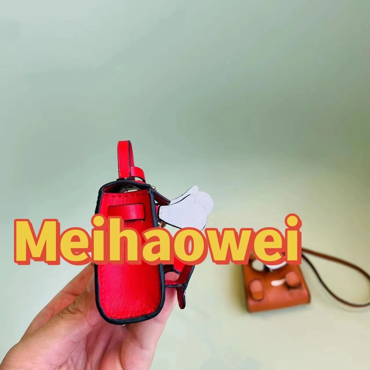 2023 Spring And Summer New Korean Version Mini Smiley Bag Pendant Female High-end Key Chain Holiday Birthday Holiday Gift