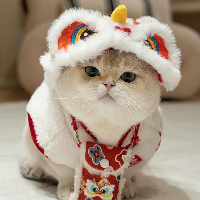 Фото Собака кошка новогоднее платье домашнее животное новогоднее платье лев танцевальная одежда лев танцевальная шапка головной убор лошадь новогоднее приветствие №1