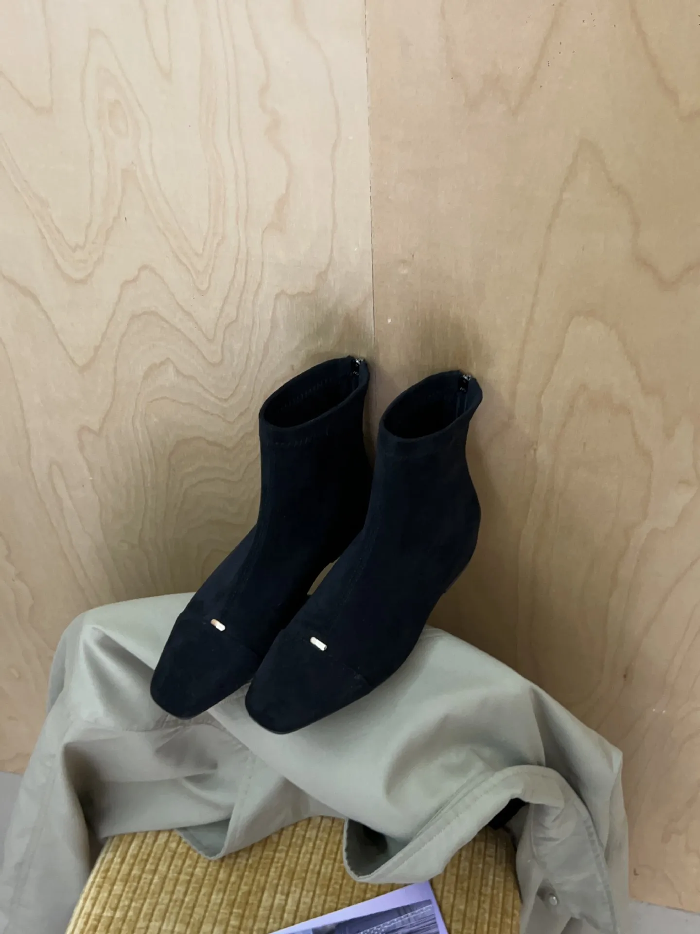 Туфли на молнии Женские резиновые сапоги с круглым носком Роскошные