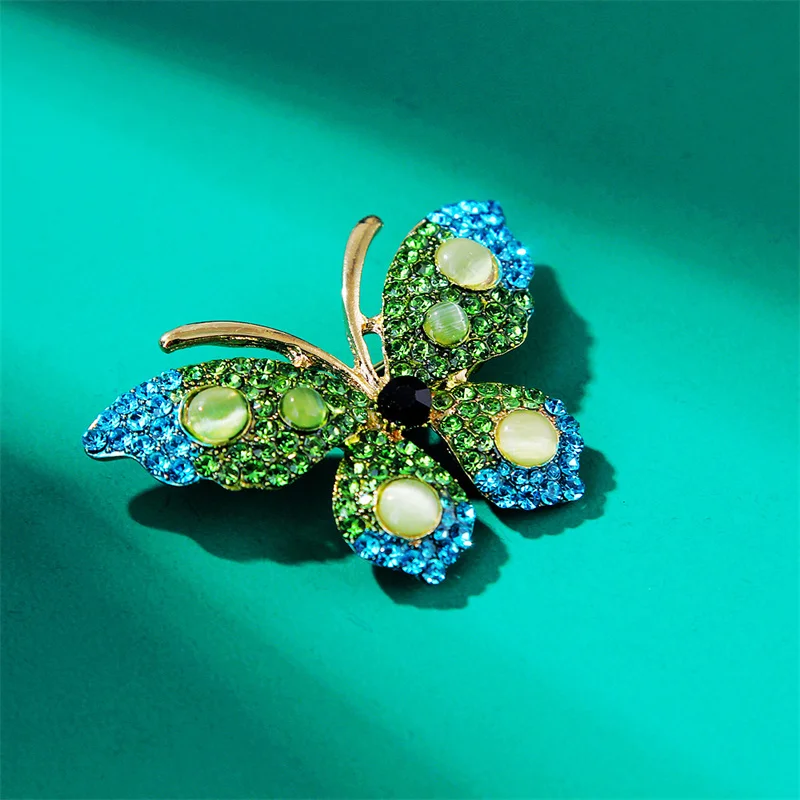 

YW GAIRU Charm Creative Simulation Rhinestone Butterfly Brooch Fashion Colorful Insect Pin Women Unisex Opal Stone Jewelry Gifts