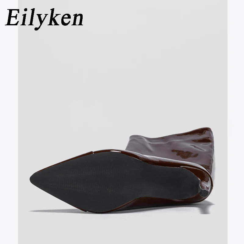 Женские сапоги до колена из мягкой кожи