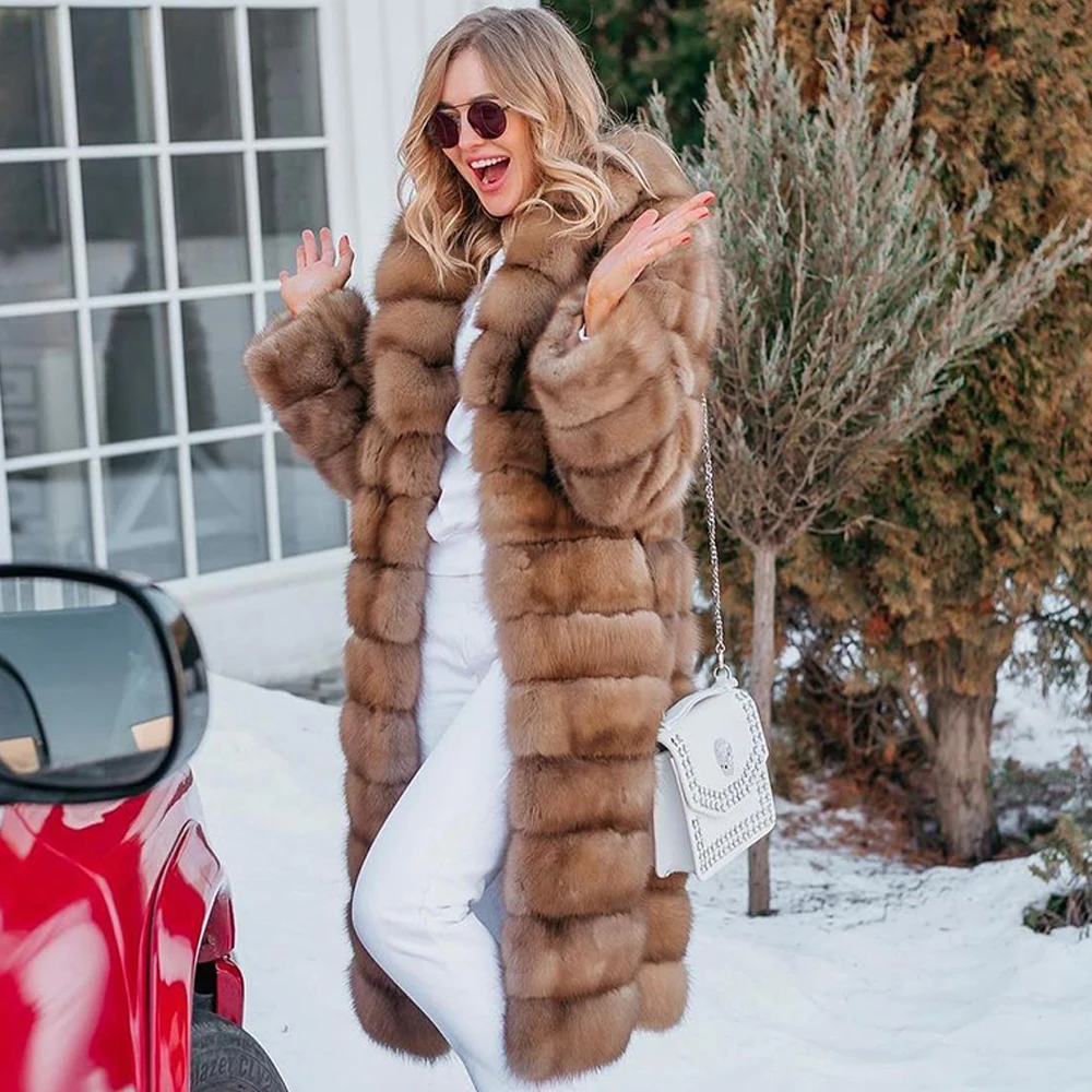 Женская шуба из натурального лисьего меха