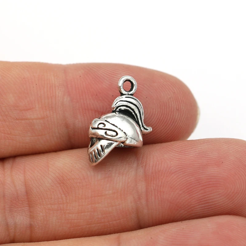 10 шт. тибетские посеребренные подвески в виде рыцаря на шлем для изготовления