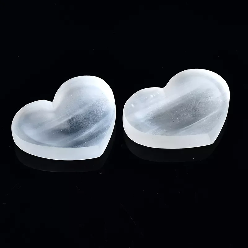 

Natural Selenite Plate Heart Shaped Hand Carved Charging Plate For Reiki Healing and Crystal Grid Fengshui Quartz Mineral Gifts