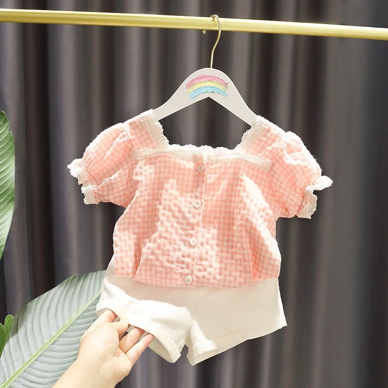 Summer thin newborn girls' clothing suit checked T-shirt and shorts two-piece 2023 baby clothing suit girls' suit 0-4 years old