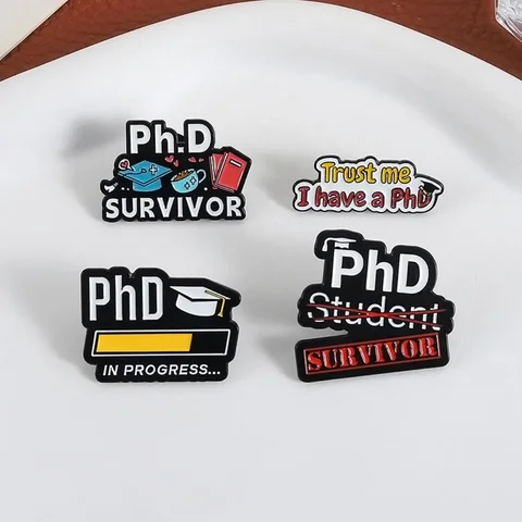 Эмалевые значки "PhD в ПРОГРЕСС", PINSALOT