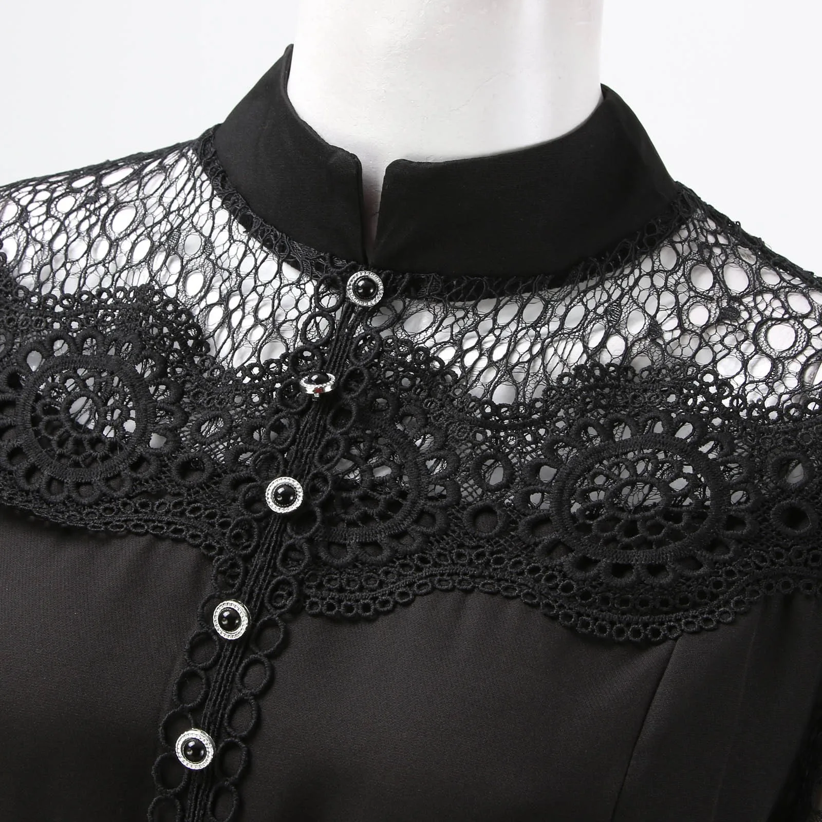 Женское кружевное платье с длинным рукавом