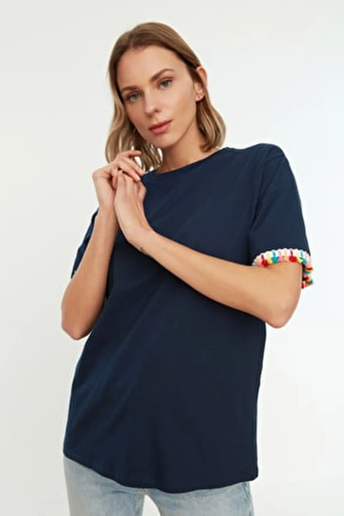 

Женская трикотажная футболка с бахромой, темно-синяя блузка, лето 0665