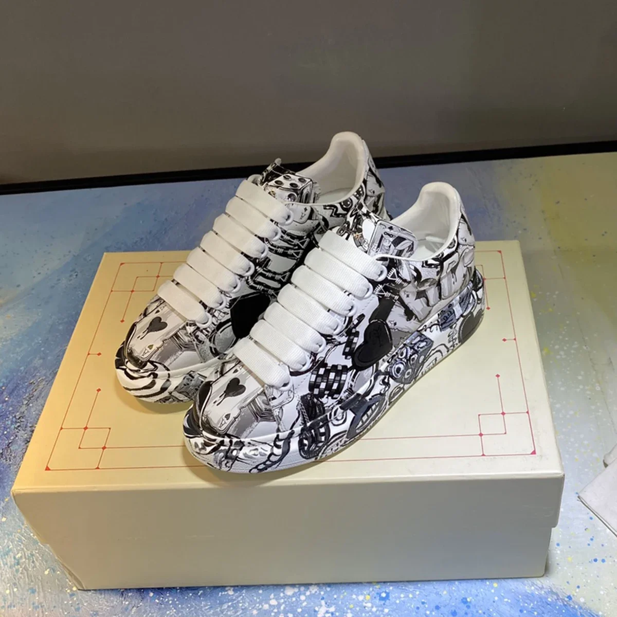 Рисунок 6 - Кроссовки унисекс из натуральной кожи