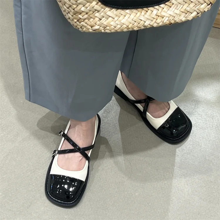 

Summer Women's Casual Women's Sneakers 2022 Fashion Women's Colorblock Round Toe Flats Versatile Sequins New Flat Shoes