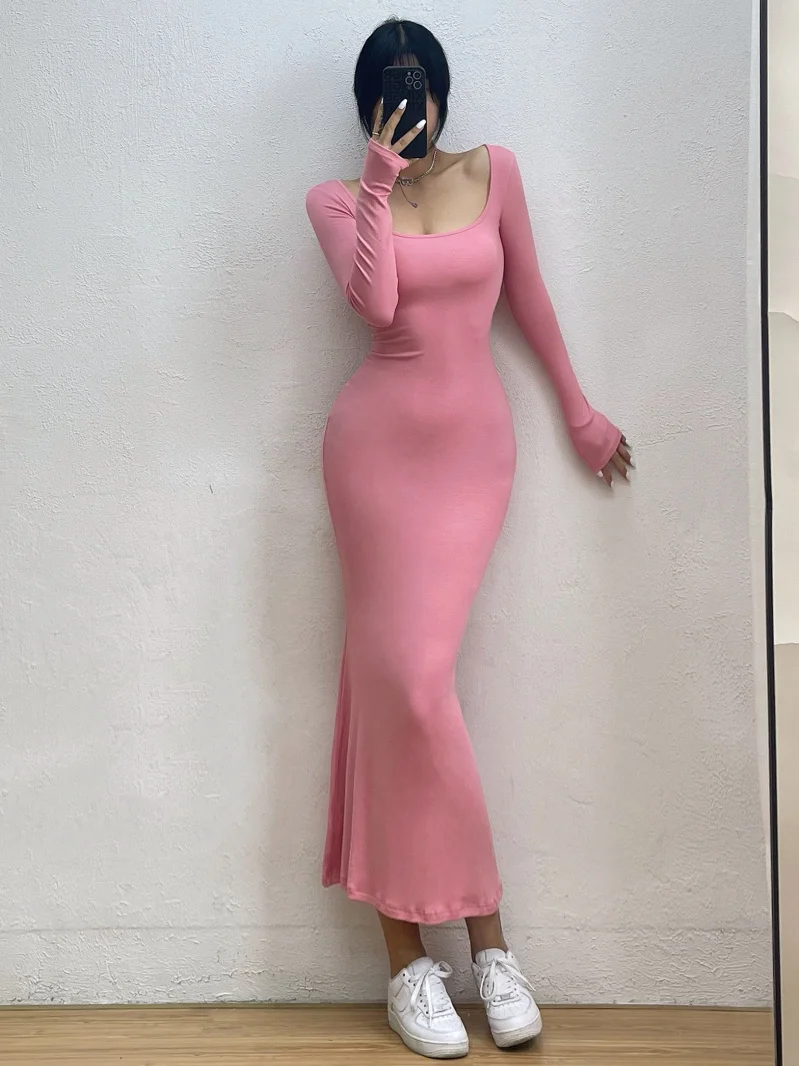 Атласное женское с квадратным вырезом длинное облегающее 2022 E83H