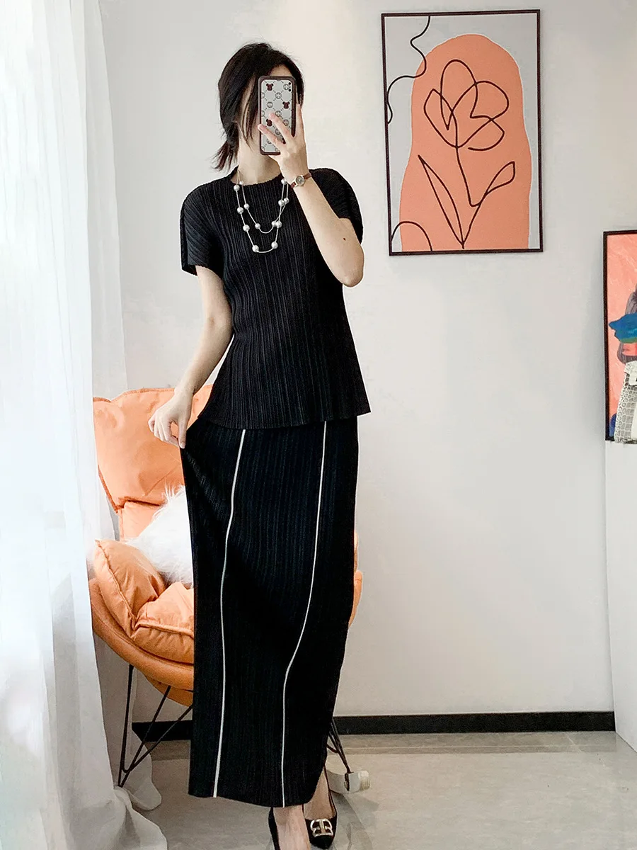 

Pleated summer new fashion casual suit short sleeve temperament top stripe pleated skirt two-piece set