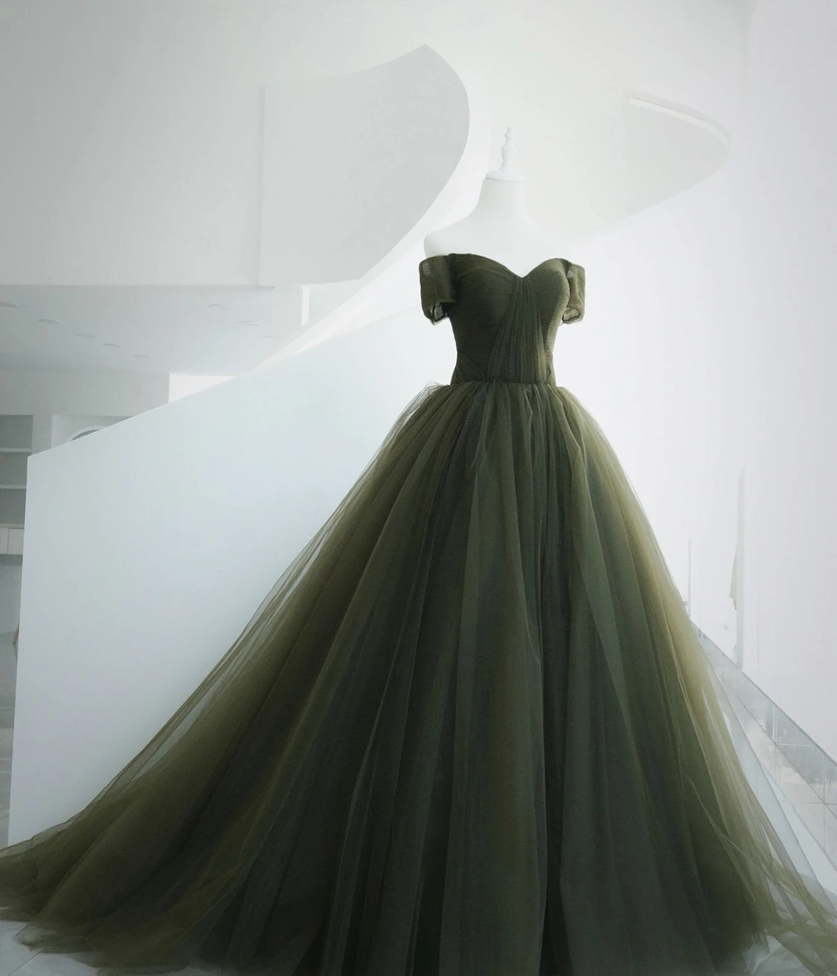 

17117#IENA Elegant Vintage Prom Dresses V neck Off the Shoulder Celebrity Dress Lace Up A Line Floor Length Party Evening Gown