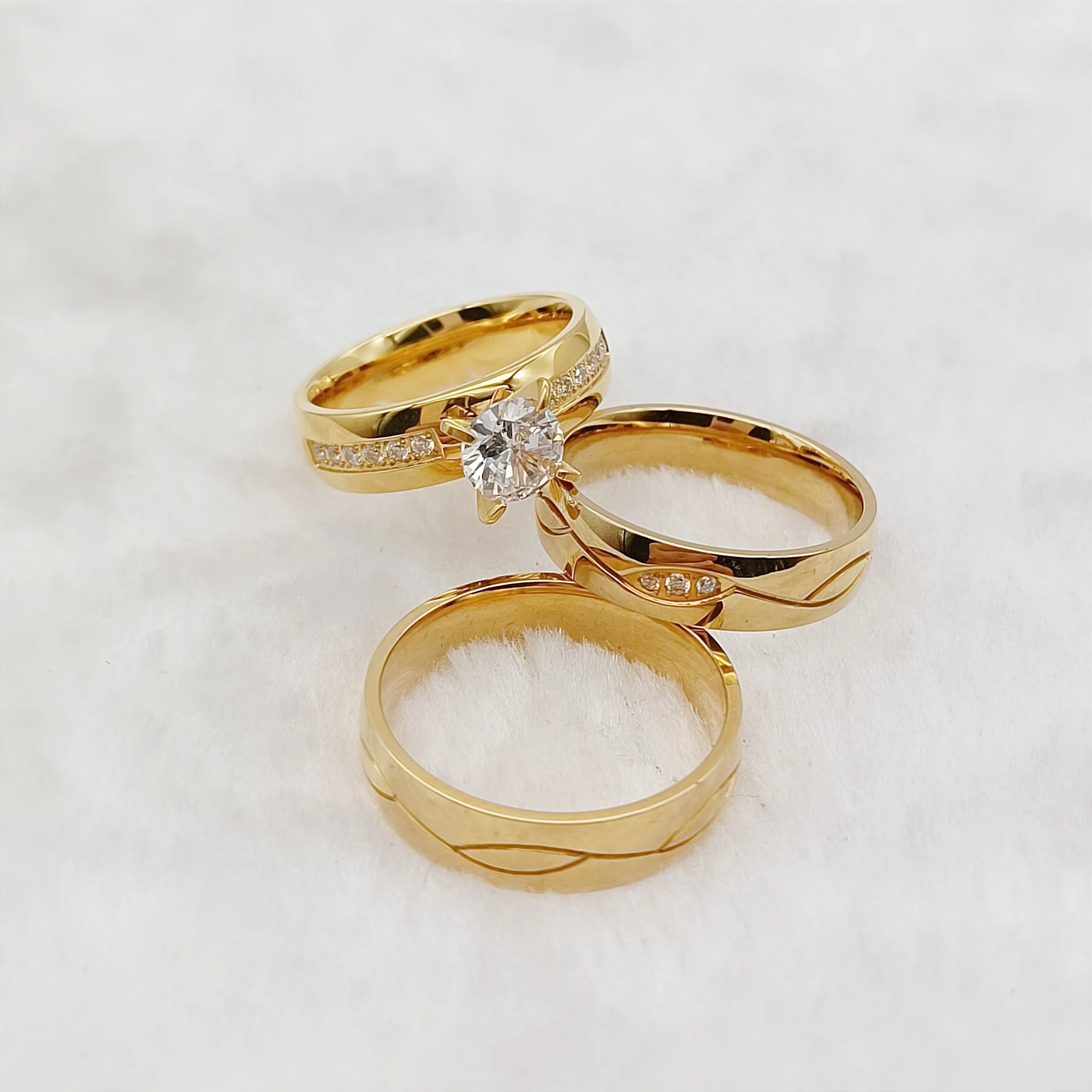 

Lover Crown Couples Wedding Rings Sets For men and women 18k Gold Plated Jewery cz Diamond Engagement Ring