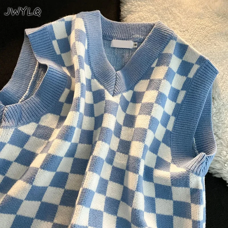 

Knitted Vest Korean Checkerboard Print V Neck Sleeveless Women Sweater New Loose Blue Black Preppy Style Pullover Sweater Women