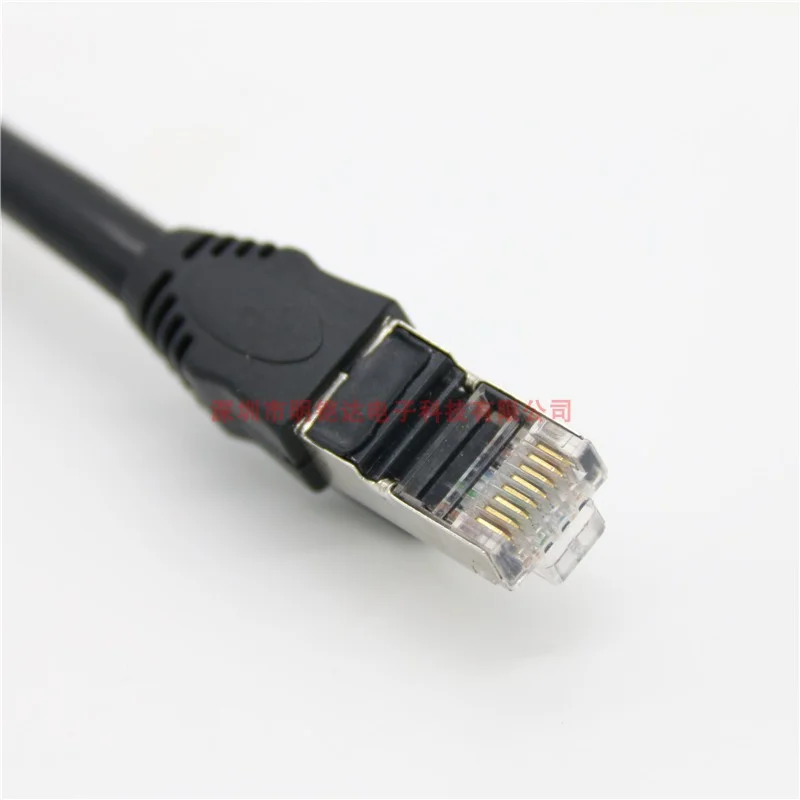 Удлинительный кабель CAT6 со штекером RJ45 на гнездо с винтовым креплением панели