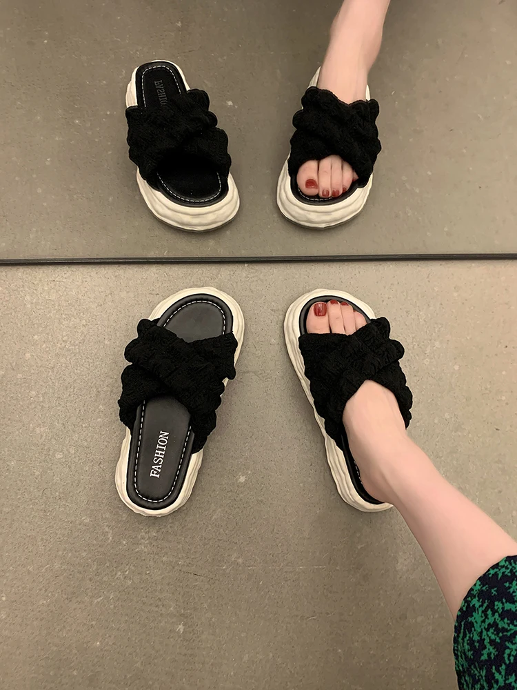 

Шлепанцы женские на платформе, из ПУ кожи, на резиновой подошве