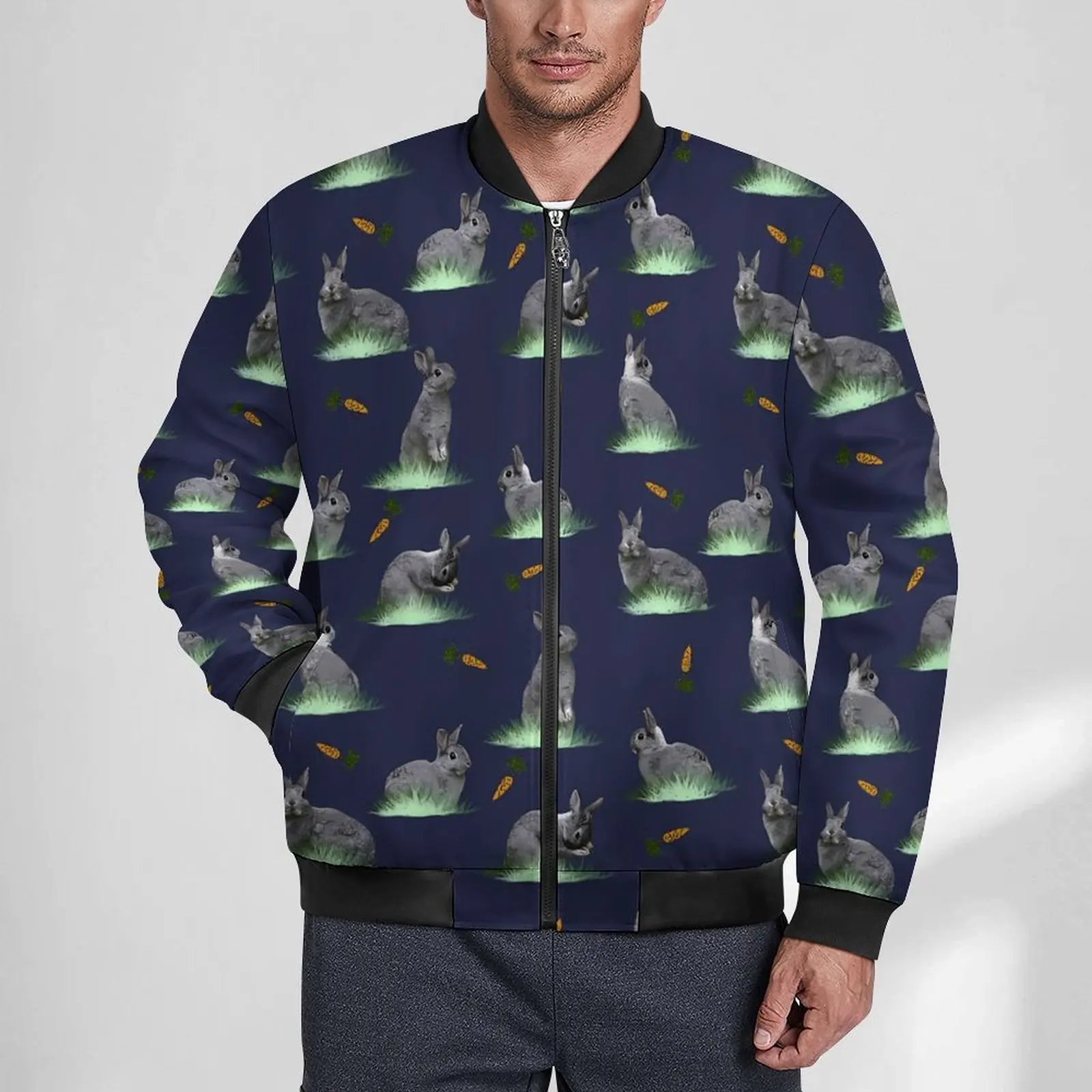 

Куртка мужская зимняя на молнии с изображением кролика моркови