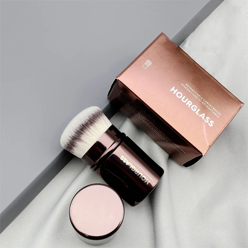 Щетка для макияжа Kabuki в форме песочных часов с металлической ручкой мягкая и