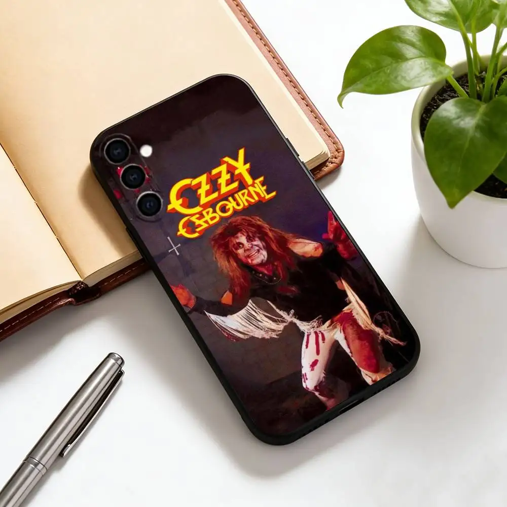 Фото Чехол для телефона S-Sabbath O-Ozzy Osbourne для Samsung Galaxy A73, A72, A71, A70, A53, A52, A51, другие модели, мягкий черный чехол №4