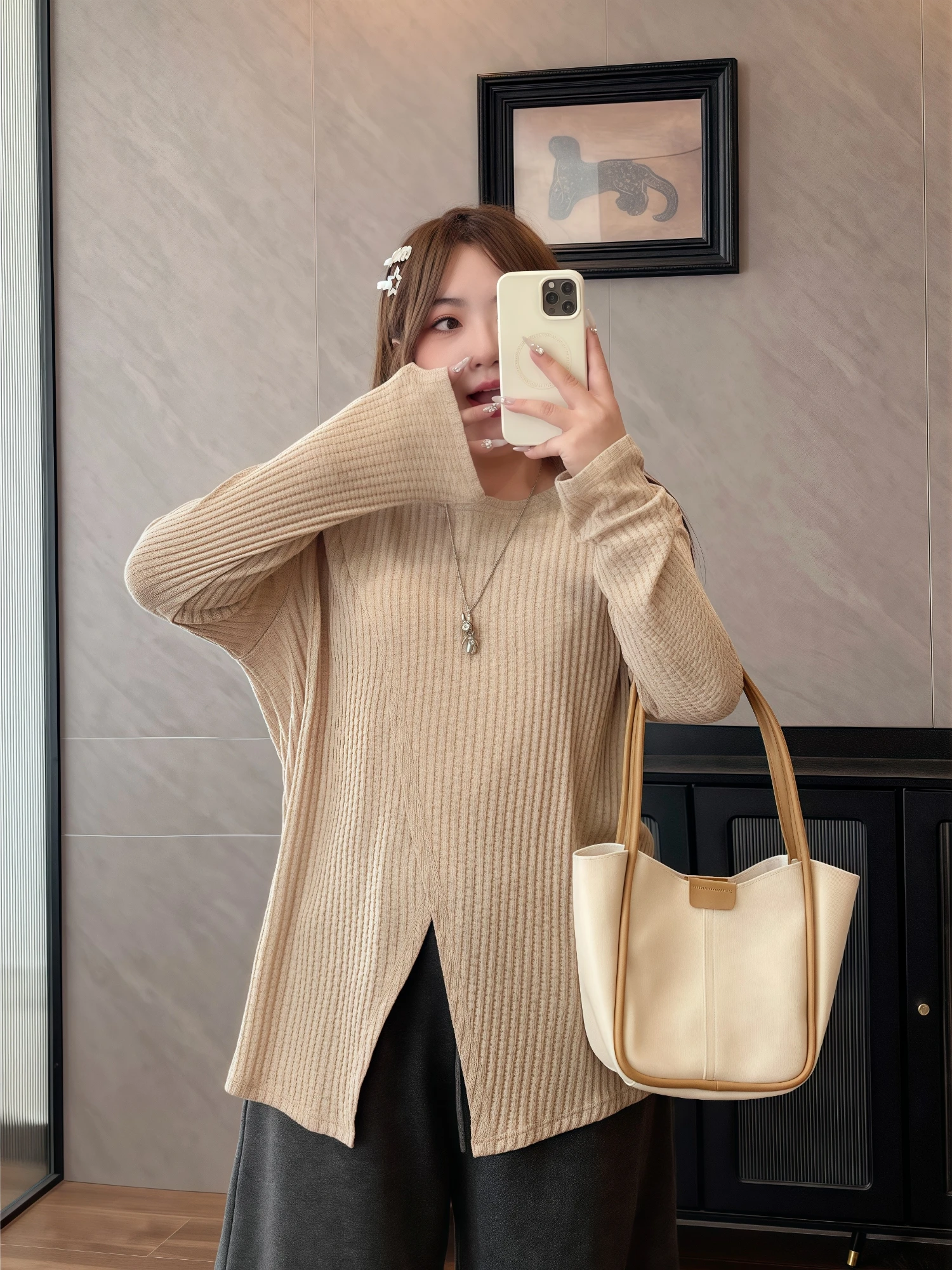 [Женская одежда больших размеров Huqi] 2047 свободный осенне-зимний топ с круглым