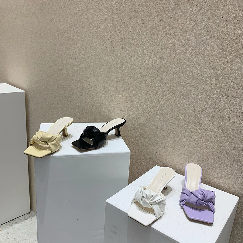 

Fashion Women Slippers Black Yellow White Purple Bow Design Summer Shallow Slip On Thin High Heels Outdoor Slides Slippers Mules