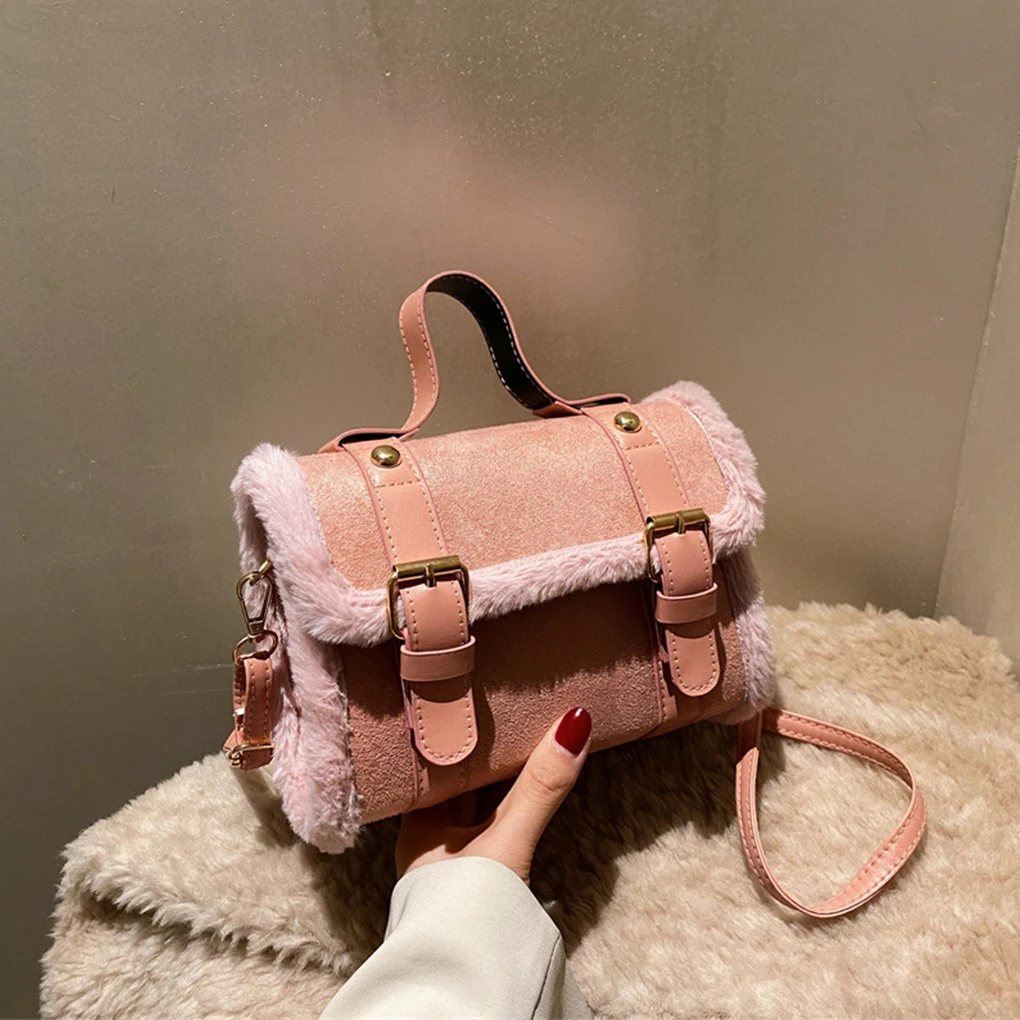 Женская сумка на плечо из овечьей шерсти