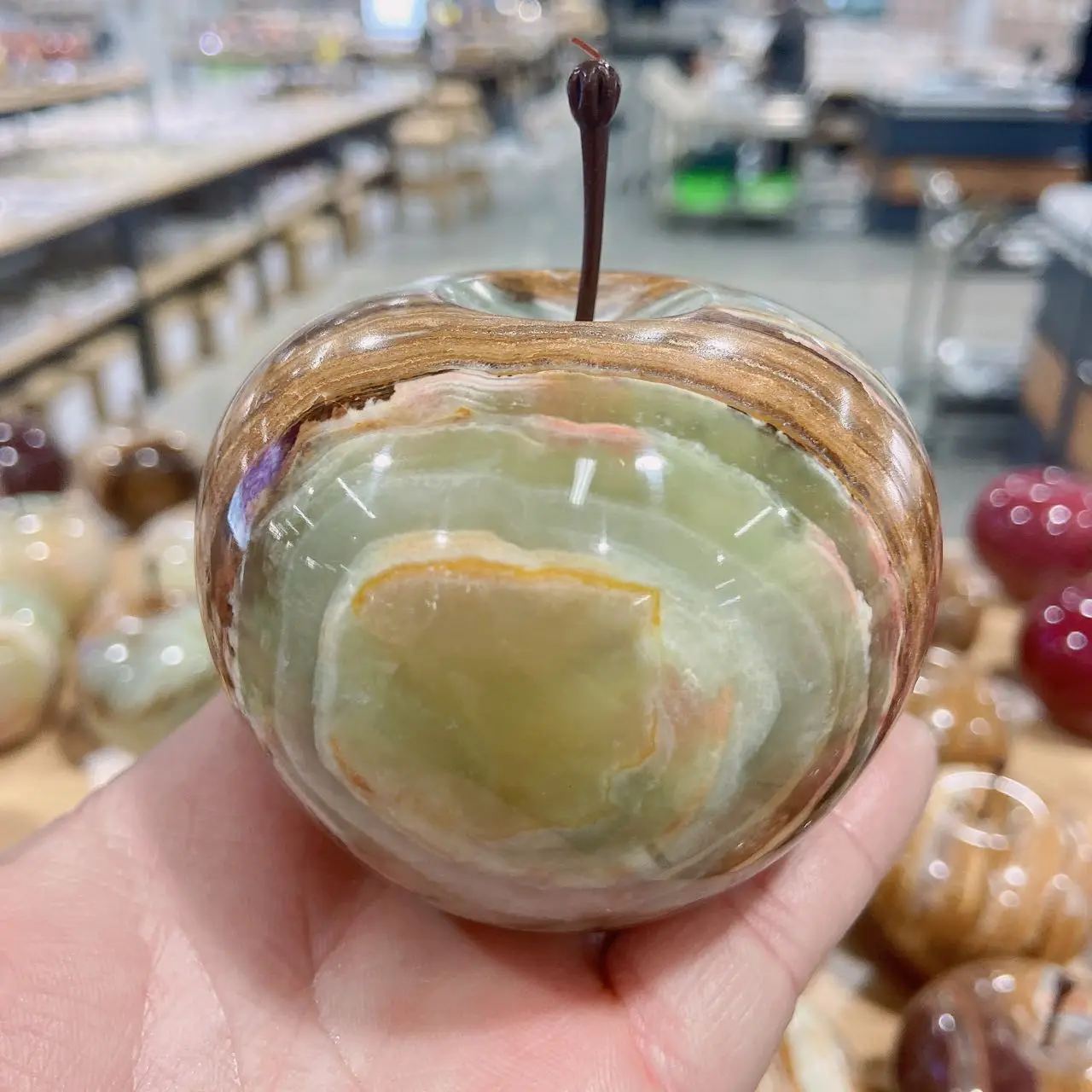 

Natural Afghan jade Reiki healing stone carving crystal apple carving craft fruit decoration Christmas gift family living room
