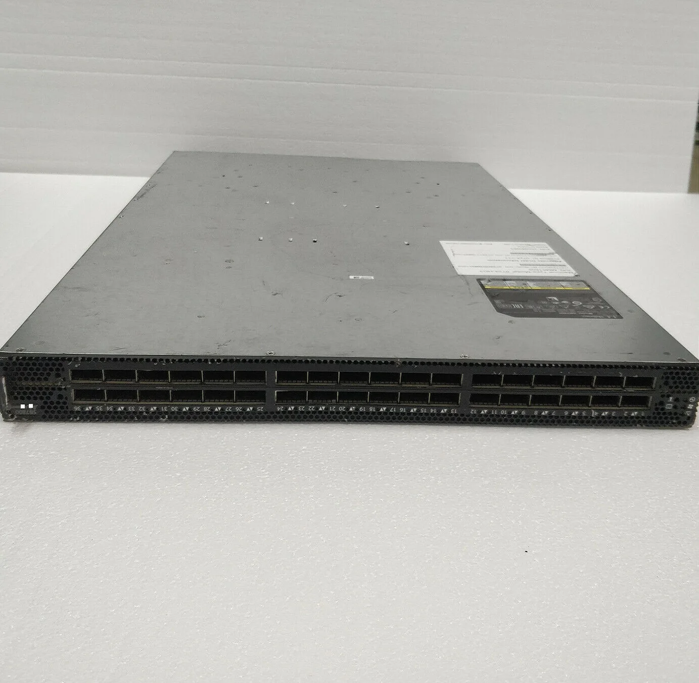 

SB7800 36-Port 100Gb EDR IB2 Network Switch W/ Dual AC PSU