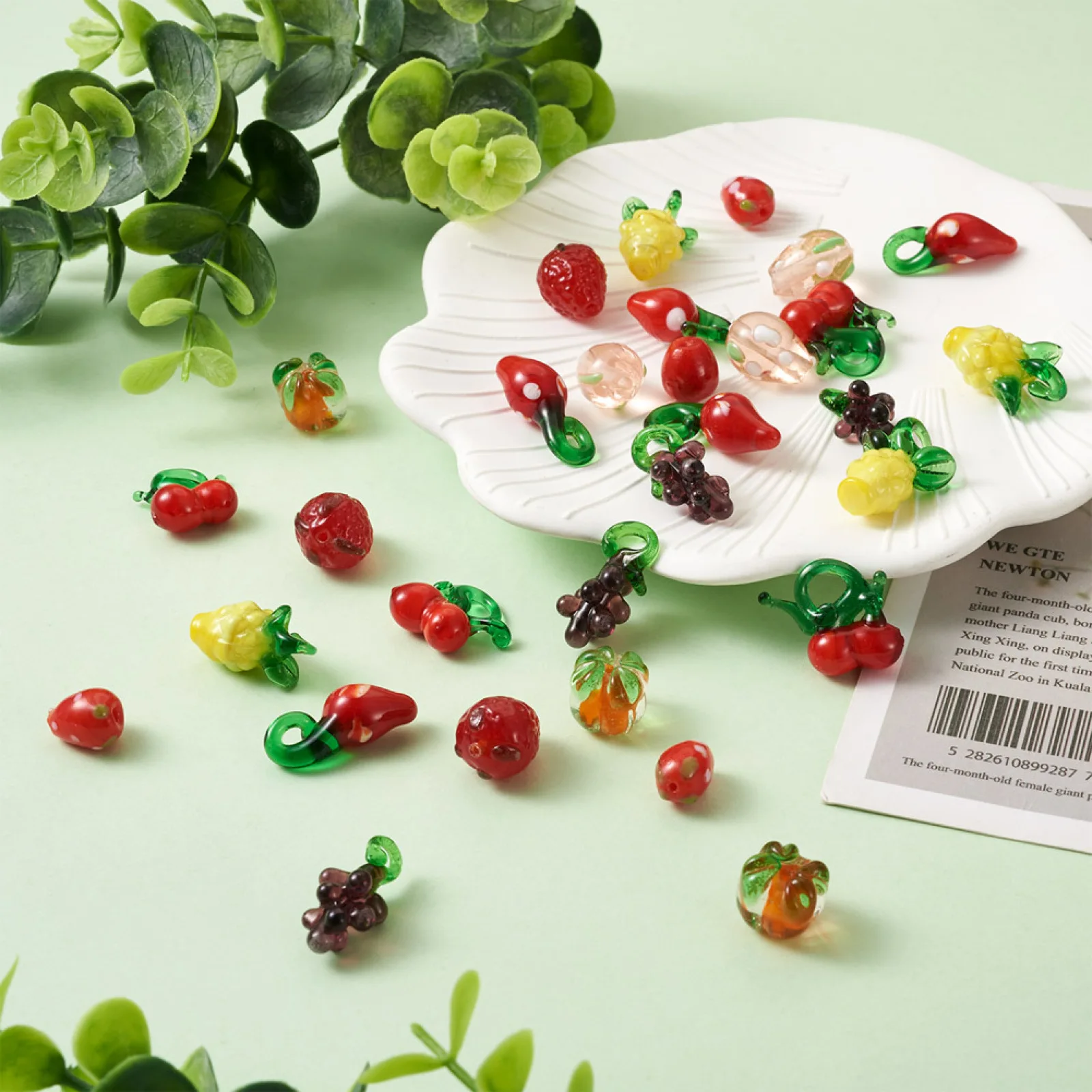 60Pcs Mixed Handmade Strawberry Fruit Lampwork Beads Pendant Spacer Charms For Bracelet Necklace Earring DIY Jewelry Making