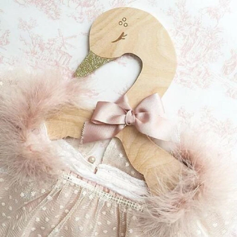 

Kids Baby Animal Carton Swan Wooden Clothes Hanger Rack Home Room Nursery Decor High Quality