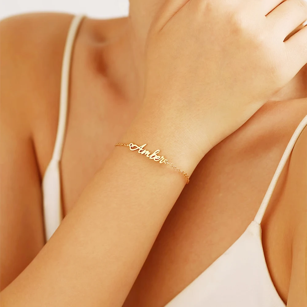 

Personalized letter Bracelet Stainless Steel Twist Cuban Chain Bracelet for Women Girl Jewelry Wedding Gift