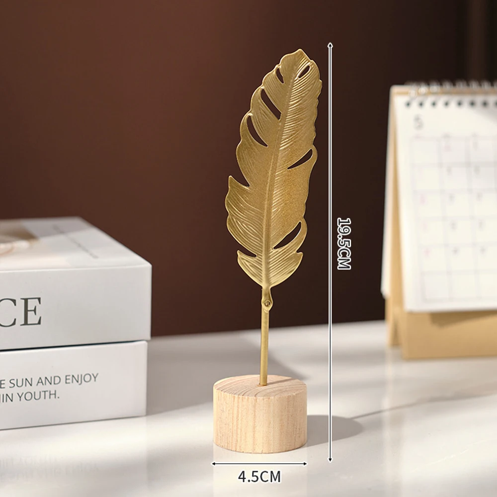 

Золотой подсвечник Ginkgo из металла