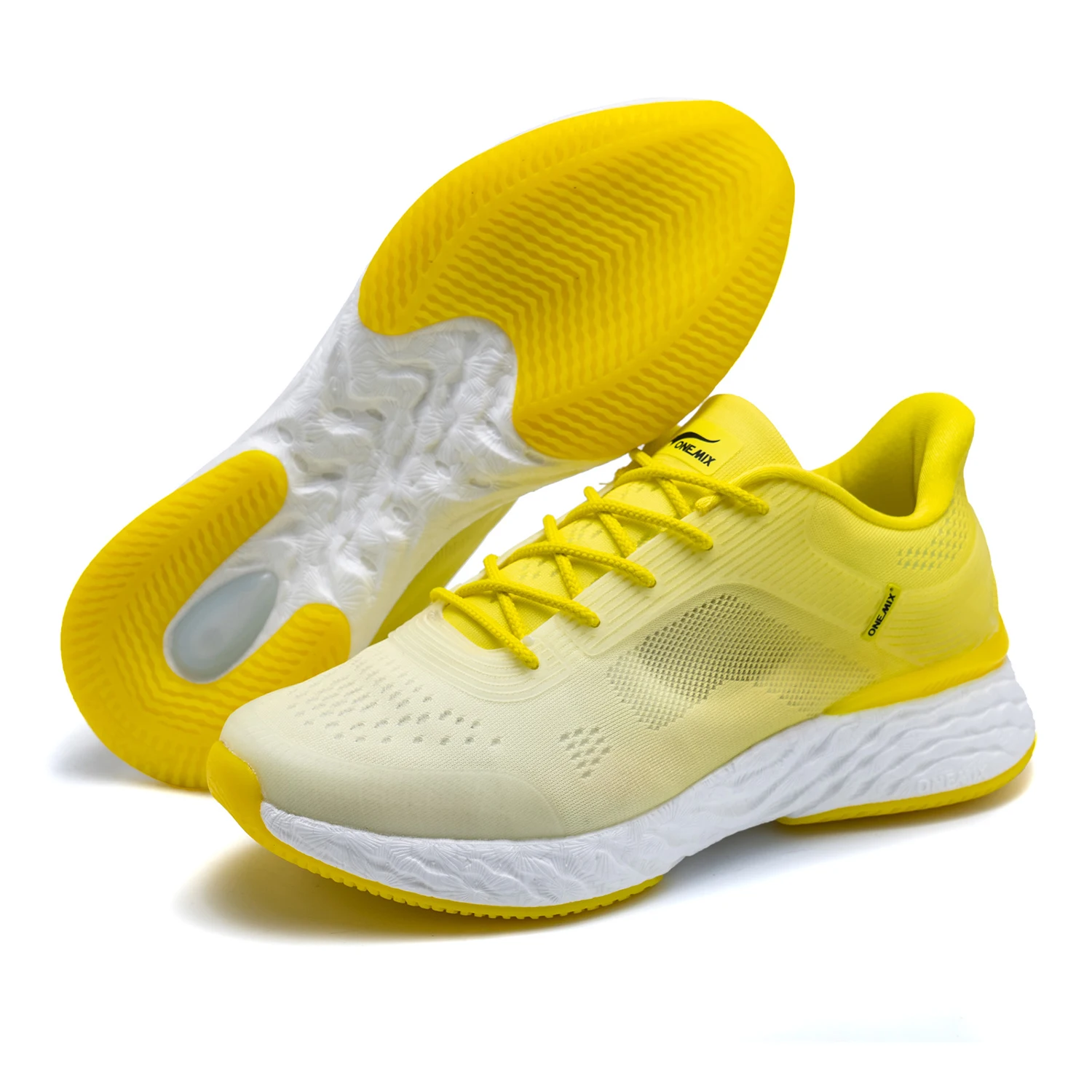 ONEMIX Classic Men Running Shoes Breathable Mesh Athletic Trainers Sports Shoes Outdoor Women Walking Sneakers Casual Retro