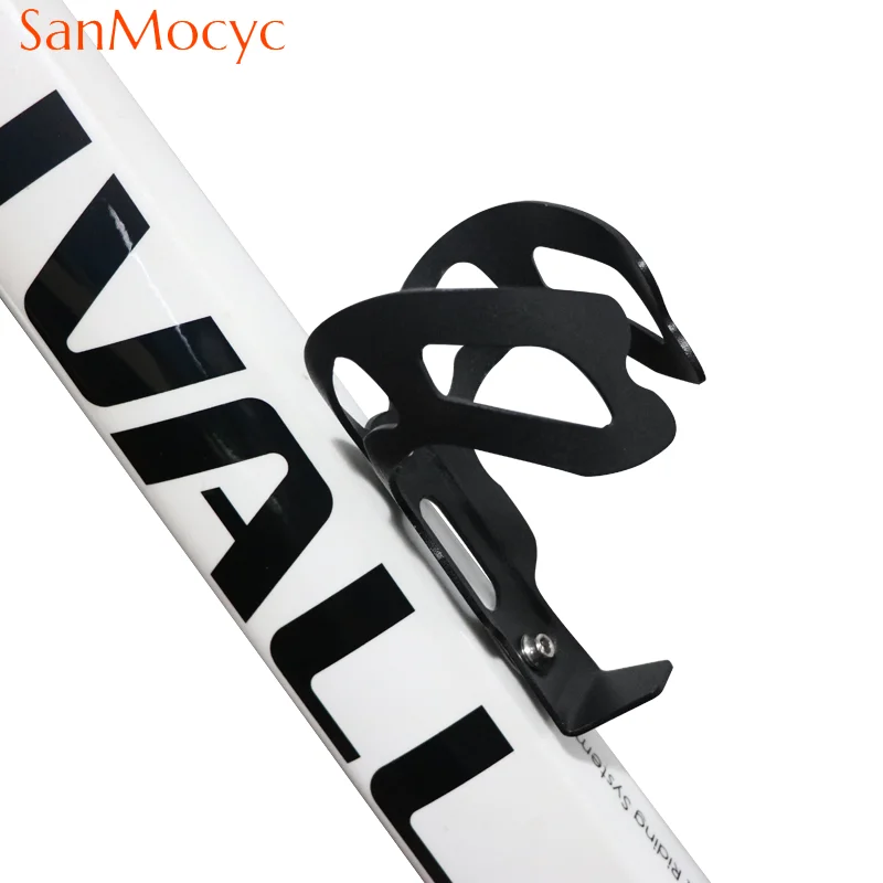 

Велосипедный держатель для бутылки, регулируемый прочный практичный Универсальный держатель для велосипедной бутылки на открытом воздухе...