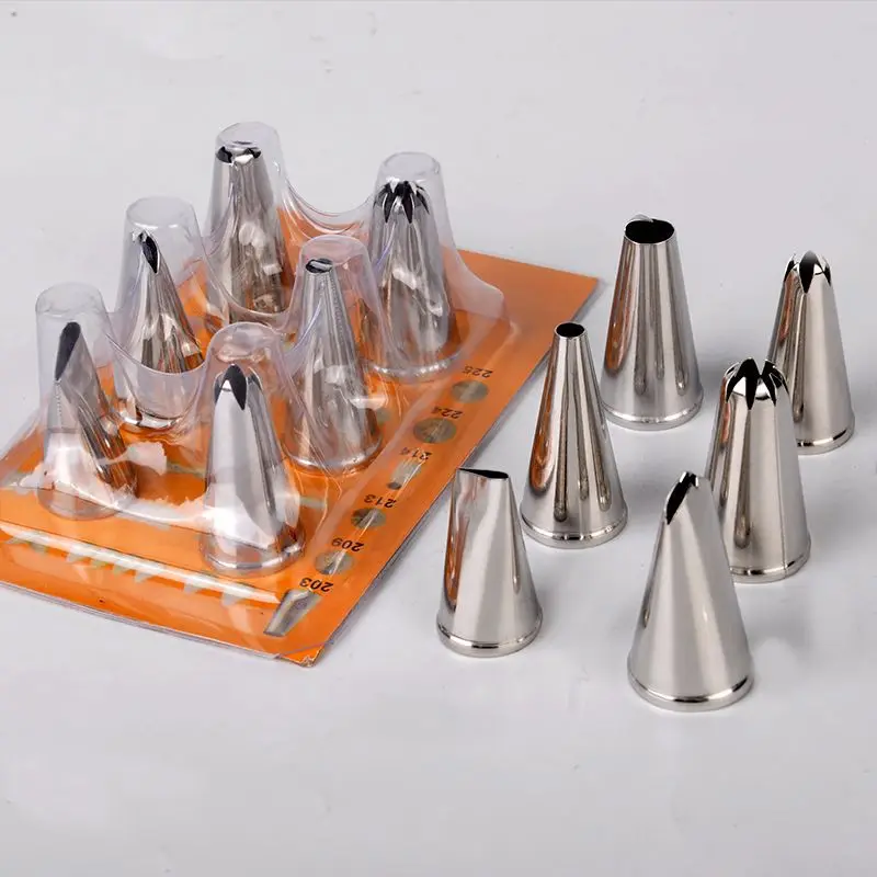 

1 Набор, насадки из нержавеющей стали для украшения торта