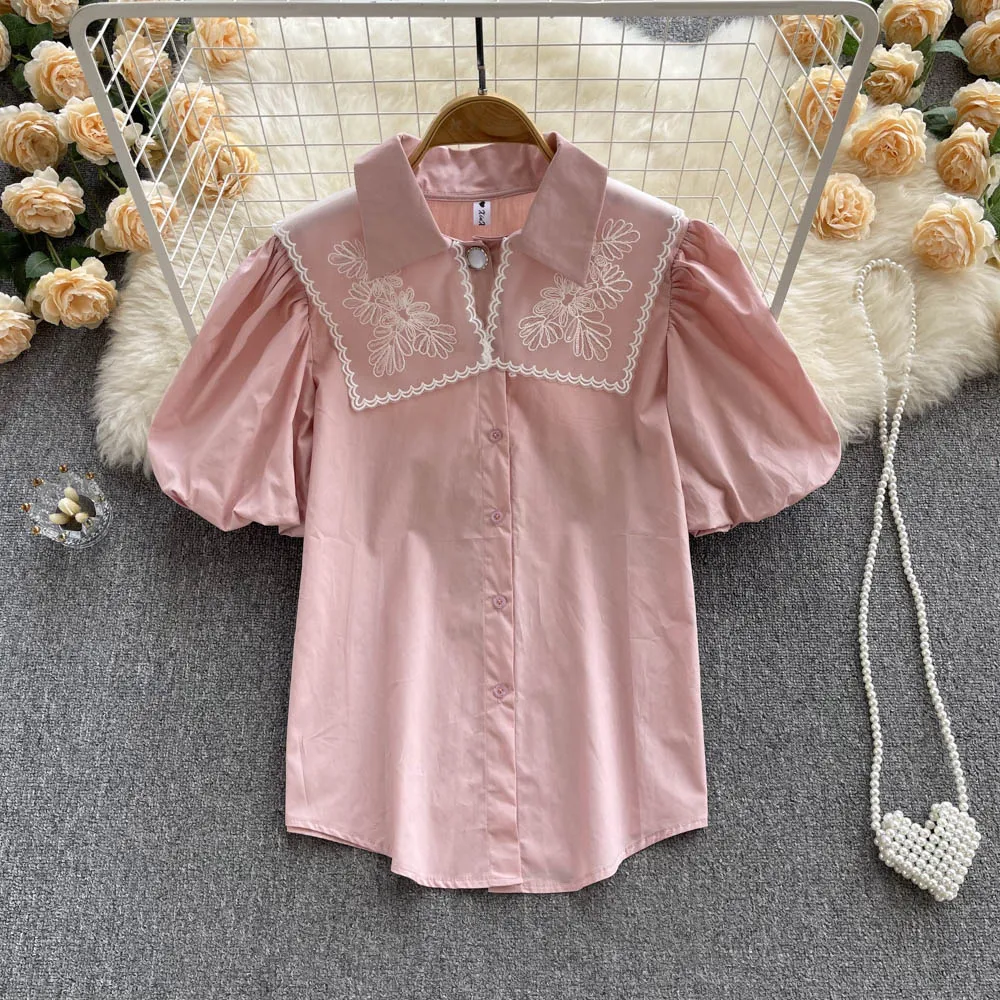 

Shirts French retro palace women's 2022 summer new lace doll collar embroidery design Fashion Top