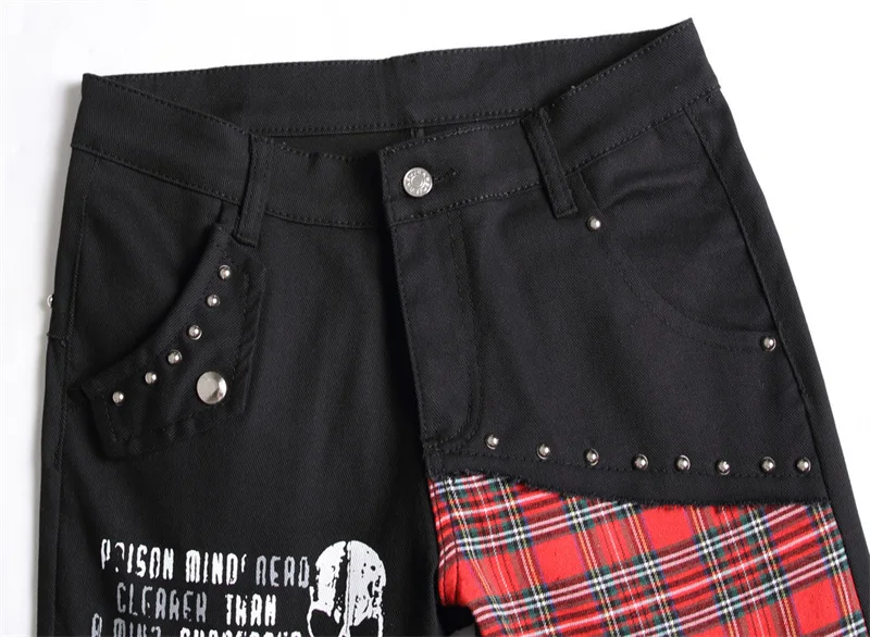 New Fashion Red Plaid Panel Men's Jeans Punk Style Zipper Pencil Jeans Skull Print Patch Hip Hop Slim Fit Denim Pants