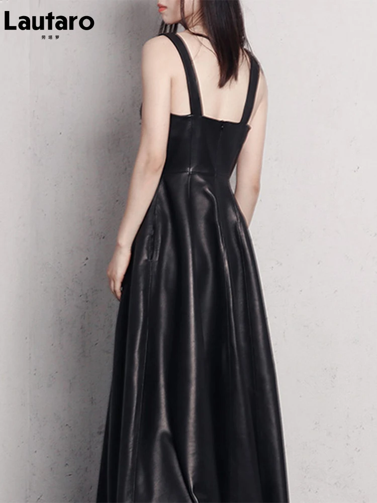 Lautaro Платье из мягкой искусственной кожи с облегающим силуэтом и пышной юбкой