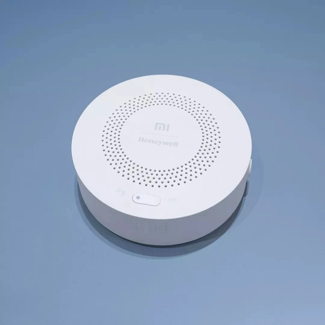 Датчик газа xiaomi honeywell. Датчик протечки газа xiaomi. Датчик угарного газа xiaomi. Датчик утечки газа xiaomi. Датчик дыма xiaomi батарейка.