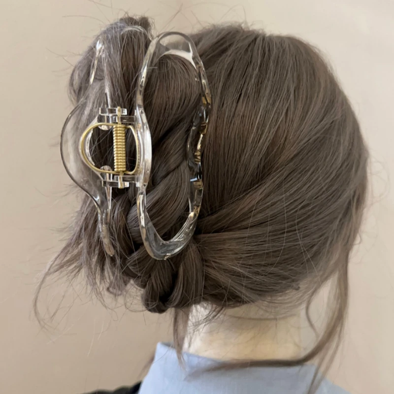 

Заколка для волос в стиле ретро, Осень-зима 2023