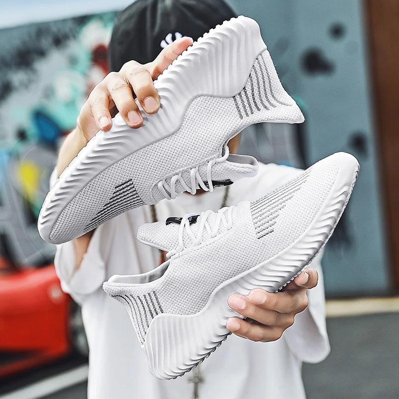 

Men Running Mesh Shoes Light Comfortable Sneakers Male Sport Shoes Breathable Walking Athletic Hard Wearing Casual Shoes