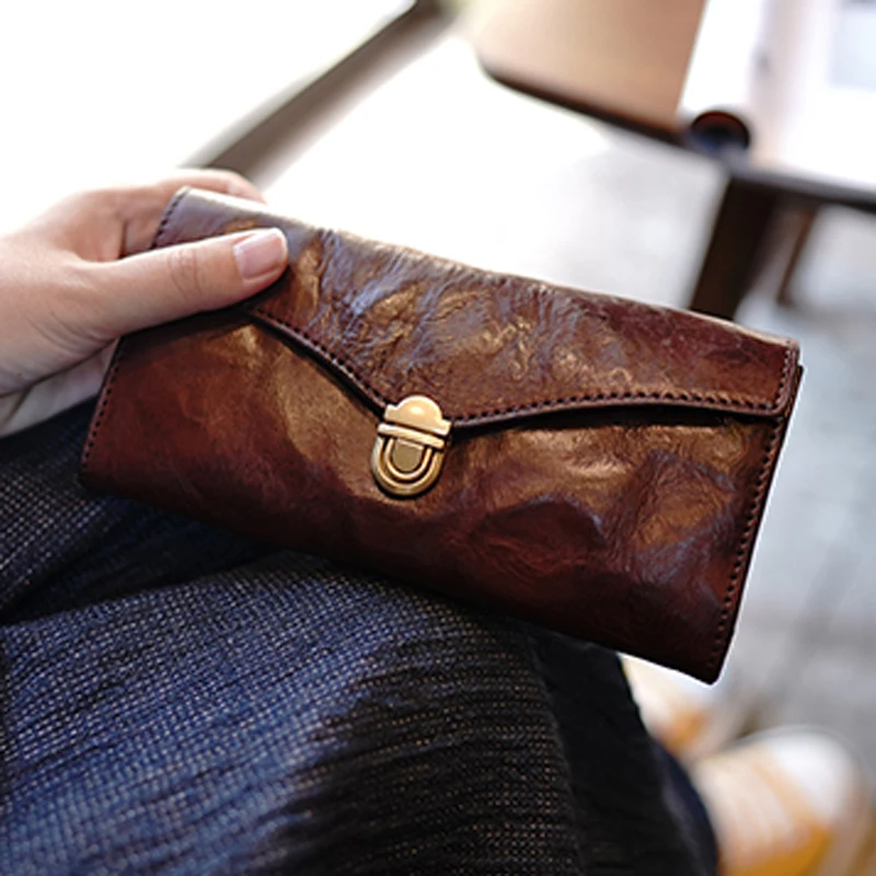 

AETOO Custom woven cowhide simple retro pleated lock large capacity multi-functional leather long purse