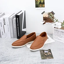 Italian Designer Men Shoes 2023 Luxury Brand Genuine Leather Slip On Casual Men's Loafers Shoes Comfortable Women Flat Shoes 