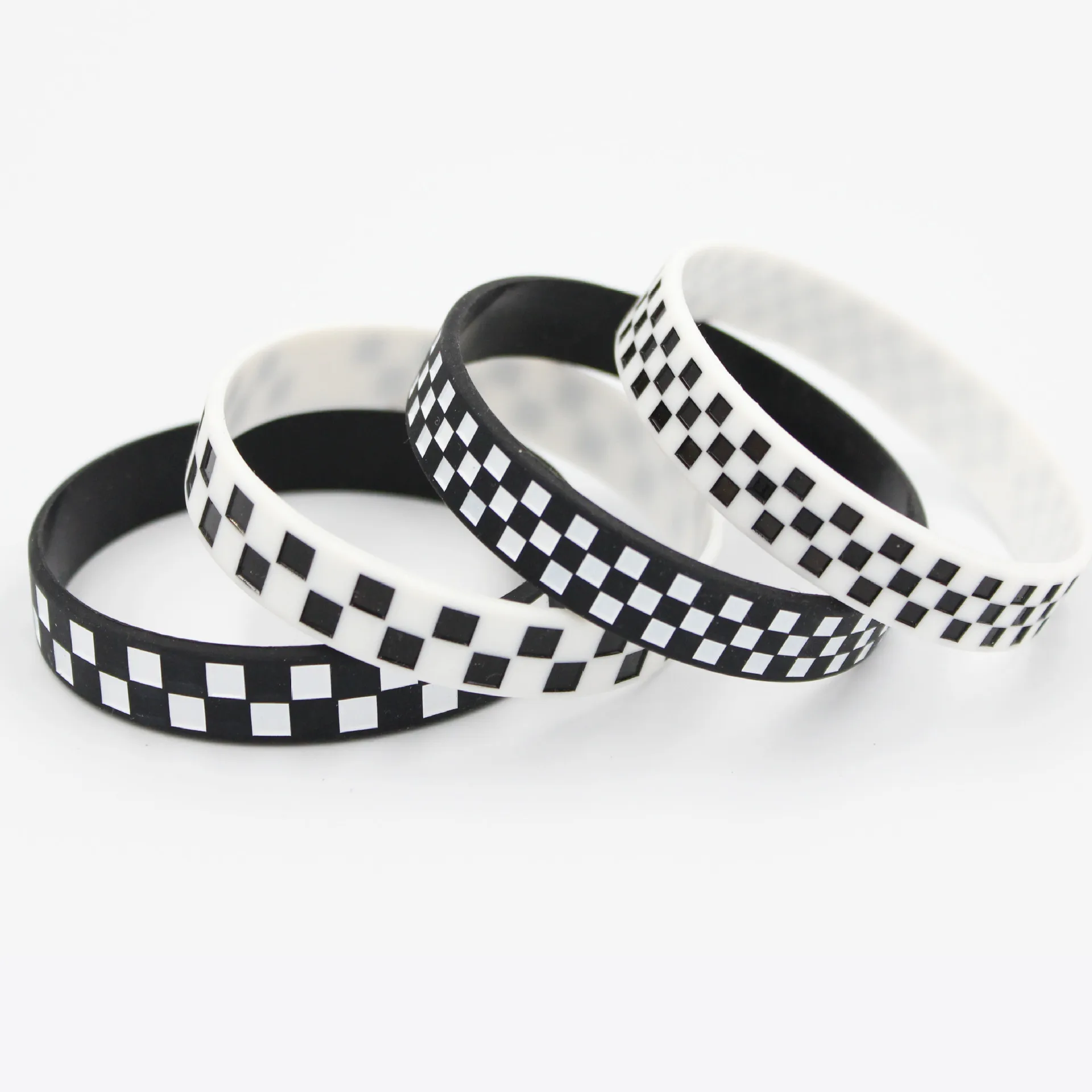 

4PC Checkered Silicone Wristband Punk Style Personality Waterproof Sports Debossed Plaid Bracelets&Bangles Men Women Gifts SH349
