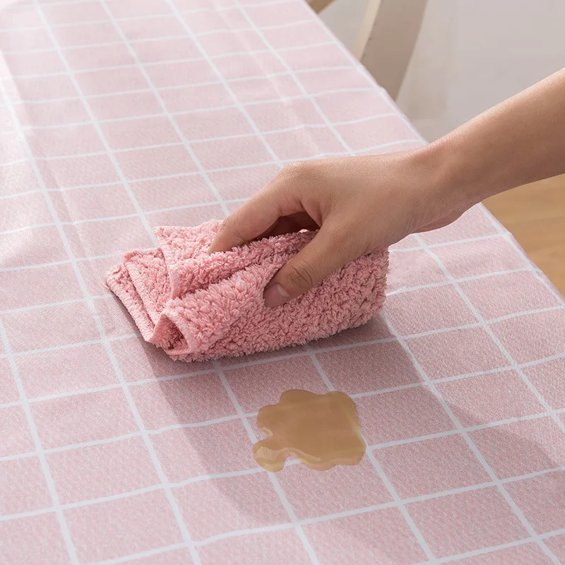 

Easy To Clean Table Linen Waterproof Modern And Simple Living Room Tablecloth Oil And Scald Resistant PVC Checkered Tablecloth