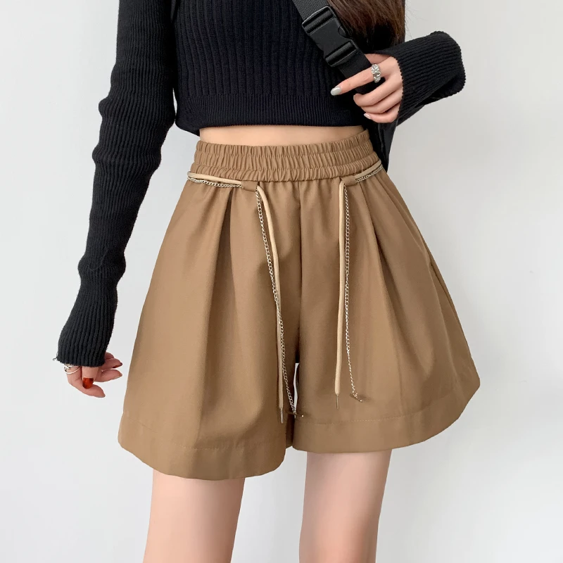 Шорты женские демисезонные из ПУ кожи с завышенной талией