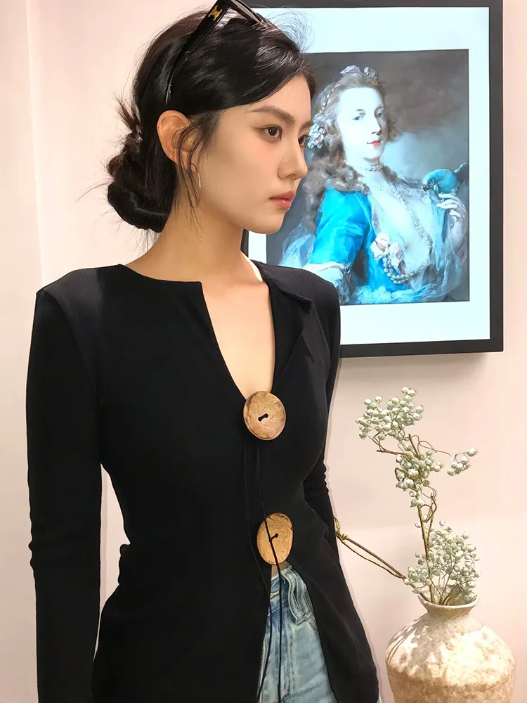 Early Autumn Idle Sle Design Sense Black Slim fit Split Knit Pullover Sweater Women and Winter Outdoor Top