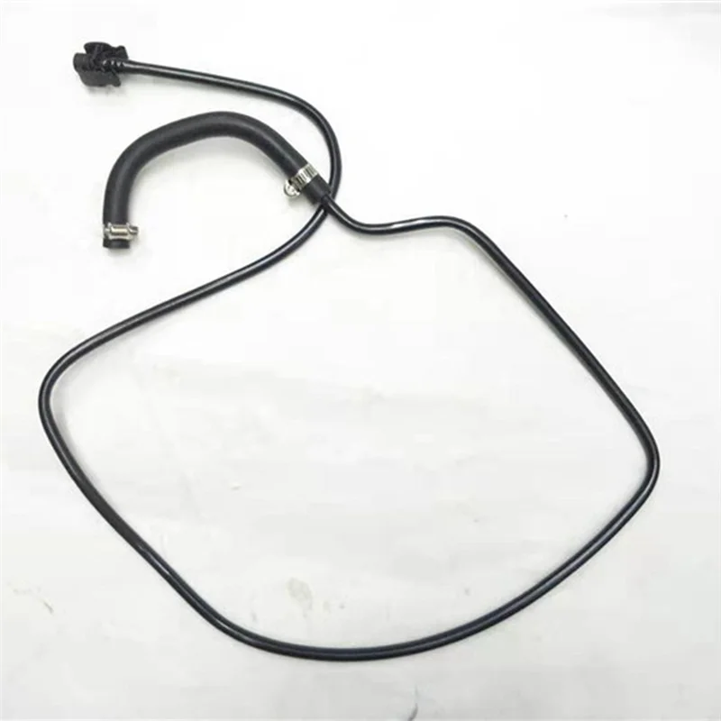 Резервуар для воды радиатора CN118C012AA Fiesta 1 5 T 2013-2017